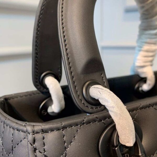 1:1 Replica Christian Dior Medium Lady Dior Bag Matte Hardware Black Ultramatte For Women 9.5in/24cm CD M0565SLOI_M989