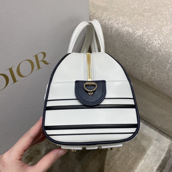 1:1 Replica Christian Dior Medium Vibe Zip Bowling Bag, White, For Men/Women Bowling Bags, 34cm CD M6202OOBR_M879