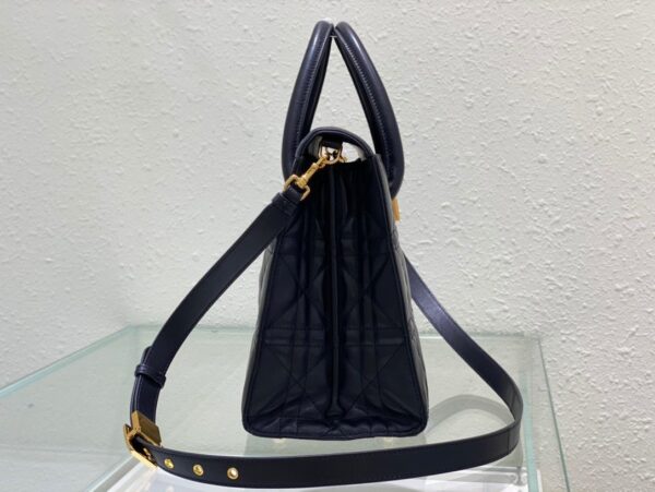 1:1 Replica Christian Dior Micro 30 Montaigne Bag Black, For Women, Women’s Handbags 15cm/6in CD S2110UMOS_M900
