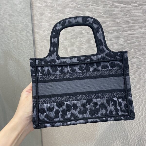 1:1 Replica Christian Dior Mini Dior Book Tote Mizza Embroidery, Blue/Black, For Women Women's Handbags, 9in/23cm CD S5475ZRHM_M962