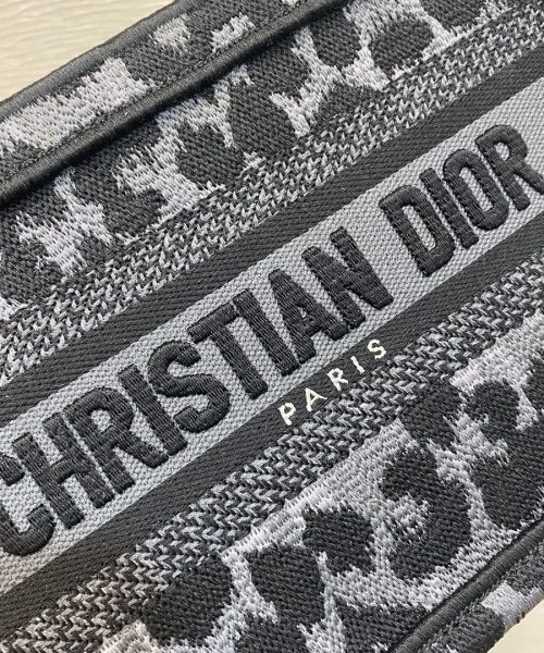 1:1 Replica Christian Dior Mini Dior Book Tote Mizza Embroidery, Blue/Black, For Women Women's Handbags, 9in/23cm CD S5475ZRHM_M962