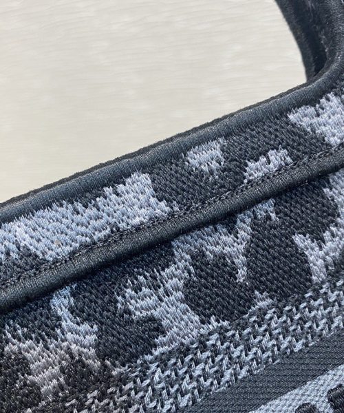 1:1 Replica Christian Dior Mini Dior Book Tote Mizza Embroidery, Blue/Black, For Women Women's Handbags, 9in/23cm CD S5475ZRHM_M962