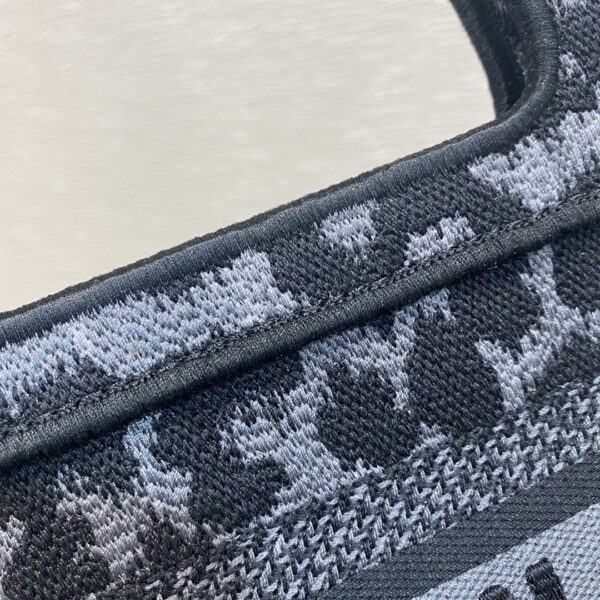 1:1 Replica Christian Dior Mini Dior Book Tote Mizza Embroidery, Blue/Black, For Women Women's Handbags, 9in/23cm CD S5475ZRHM_M962