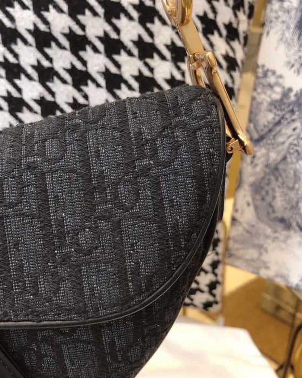 1:1 Replica Christian Dior Saddle Bag Black Oblique Embroidered Canvas Gold Toned Hardware For Women 25cm/10in CD