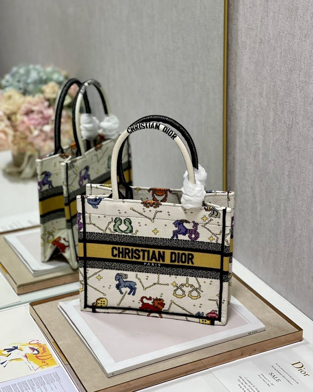 1:1 Replica Christian Dior Small Dior Book Tote white, For Women, Women’s Handbags 26.5cm/10.5in CD M1265ZRTY_M941