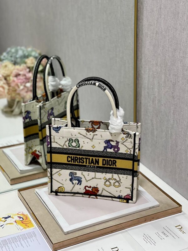 1:1 Replica Christian Dior Small Dior Book Tote white, For Women, Women’s Handbags 26.5cm/10.5in CD M1265ZRTY_M941