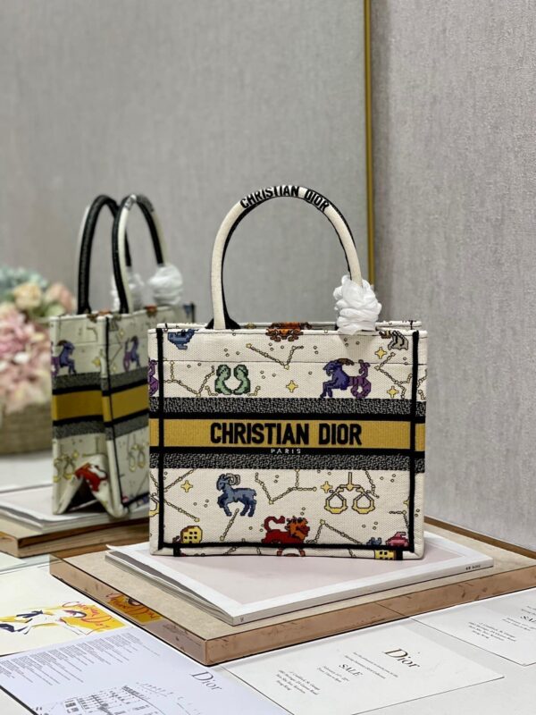 1:1 Replica Christian Dior Small Dior Book Tote white, For Women, Women’s Handbags 26.5cm/10.5in CD M1265ZRTY_M941