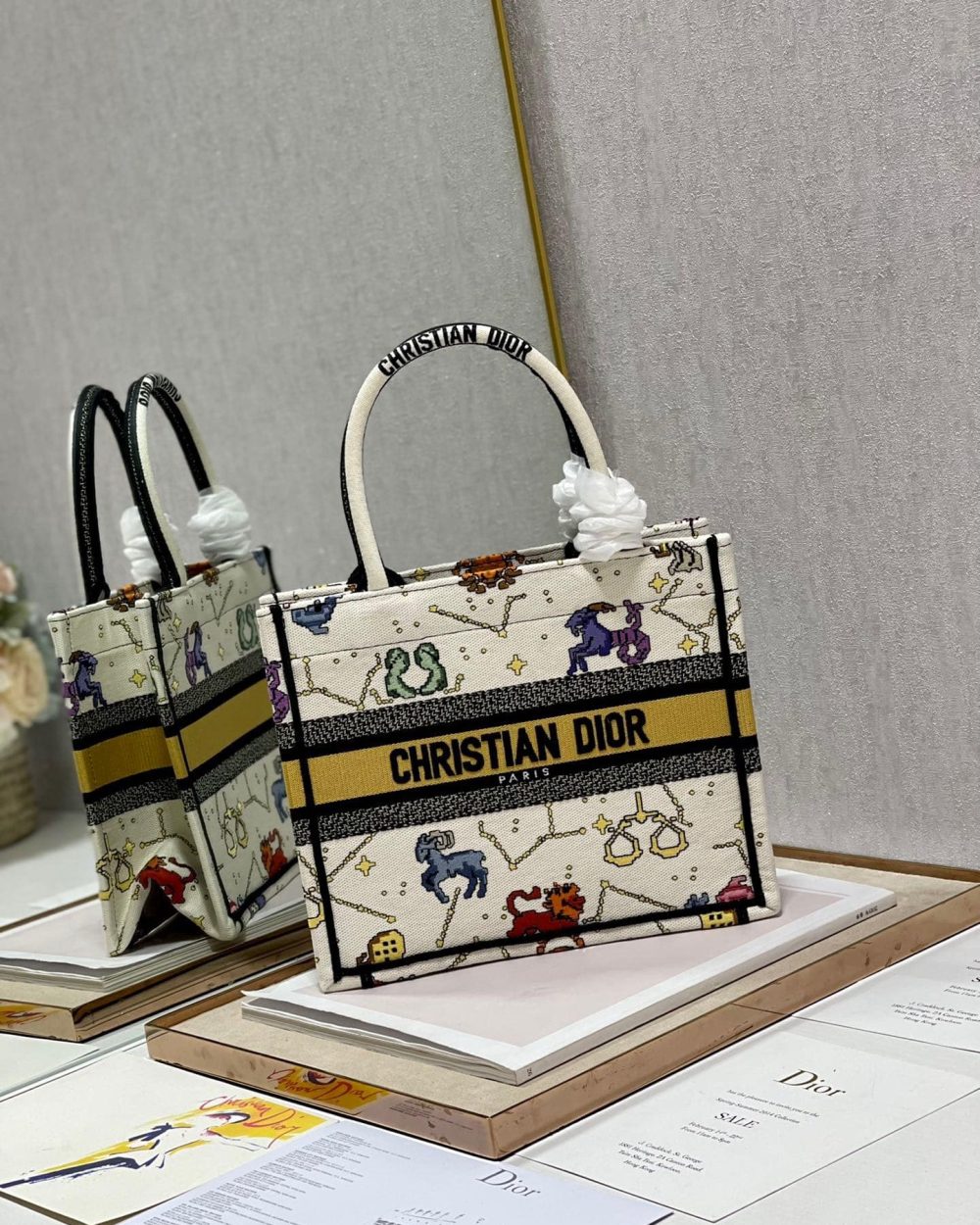 1:1 Replica Christian Dior Small Dior Book Tote white, For Women, Women’s Handbags 26.5cm/10.5in CD M1265ZRTY_M941