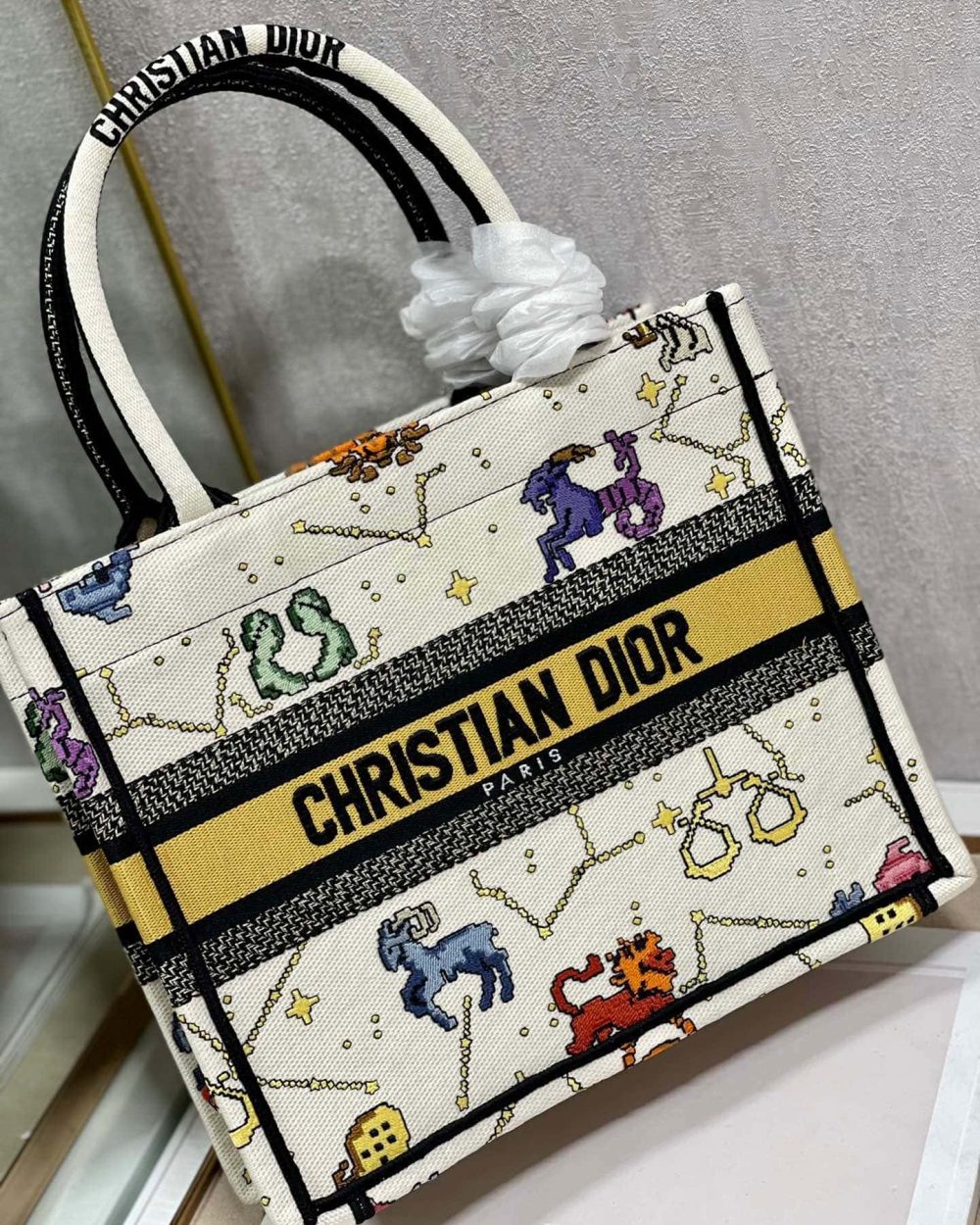 1:1 Replica Christian Dior Small Dior Book Tote white, For Women, Women’s Handbags 26.5cm/10.5in CD M1265ZRTY_M941