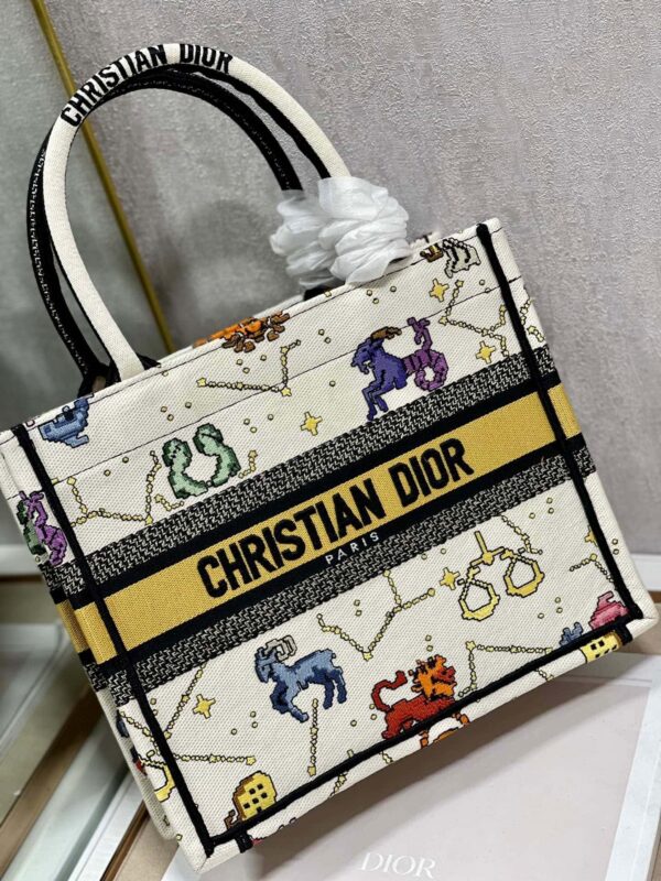 1:1 Replica Christian Dior Small Dior Book Tote white, For Women, Women’s Handbags 26.5cm/10.5in CD M1265ZRTY_M941
