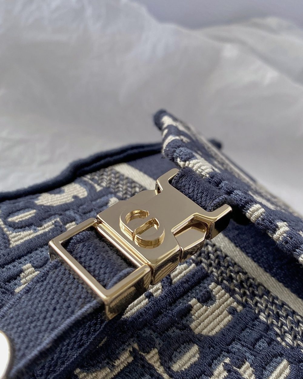 1:1 Replica Christian Dior Small DIORCAMP Bag Blue Dior Oblique Embroidery, Blue, For Women Women's Handbags, Shoulder Bags, Crossbody Bags, 23cm CD M1241ORIW_M928