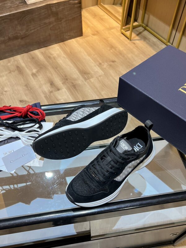 Christian Dior Women's B25 Runner Sneaker Black For Women CD