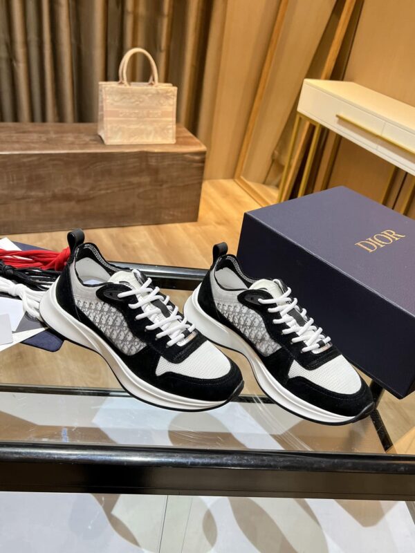 Christian Dior Women's B25 Runner Sneaker Black For Women CD