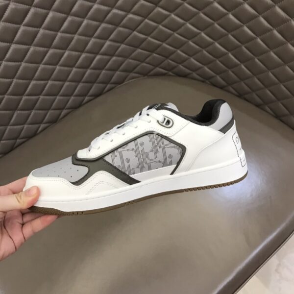 Christian Dior Women's  B27 Low-Top Sneaker Gray And White For Women CD