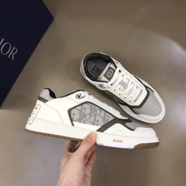 Christian Dior Women's  B27 Low-Top Sneaker Gray And White For Women CD