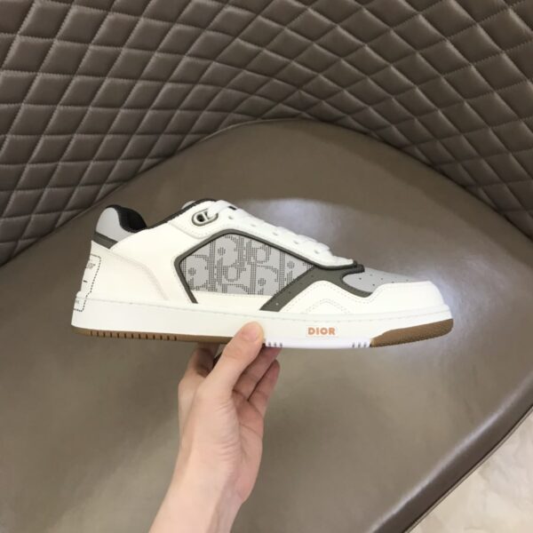 Christian Dior Women's  B27 Low-Top Sneaker Gray And White For Women CD