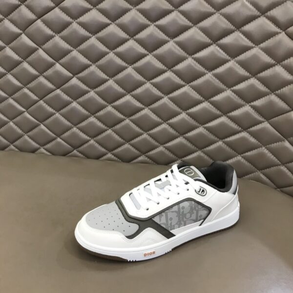 Christian Dior Women's  B27 Low-Top Sneaker Gray And White For Women CD