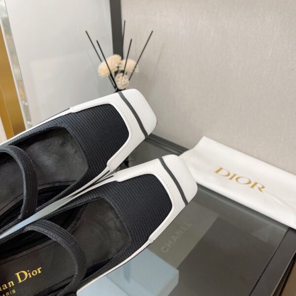 Christian Dior Women's D-Motion Court Shoe Black For Women CD KCP947DUF_S900