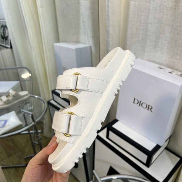 Christian Dior Women's DiorAct Slide White For Women CD KCQ718LAB_S03W