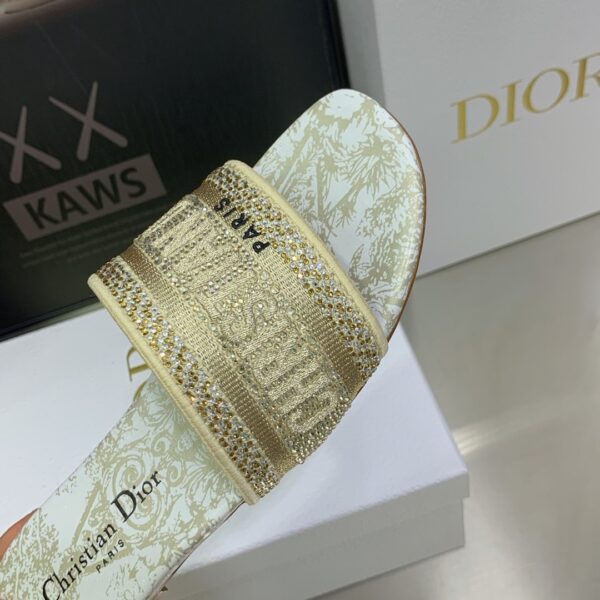 Christian Dior Women's Dway Slide White For Women CD