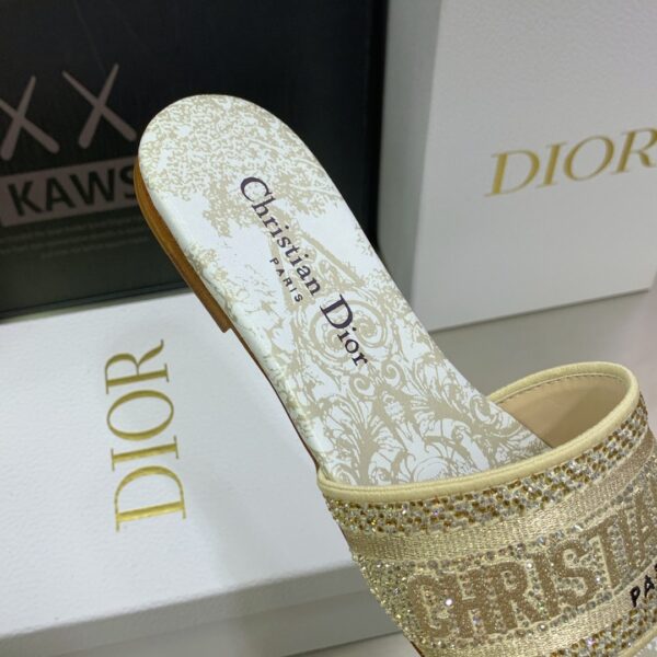 Christian Dior Women's Dway Slide White For Women CD