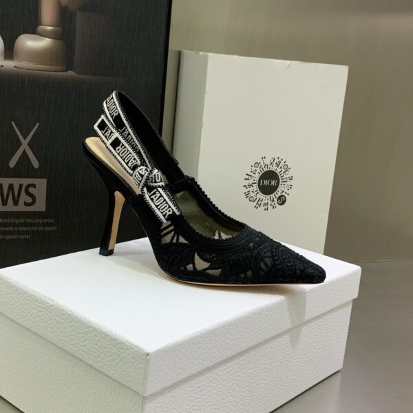Christian Dior Women's J'Adior Slingback Pump Black For Women CD KCP945MCM_S900
