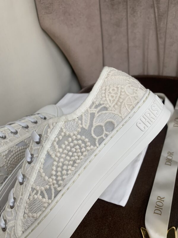 Christian Dior Women's Walk'n'Dior Sneaker White For Women CD KCK353MCM_S03W