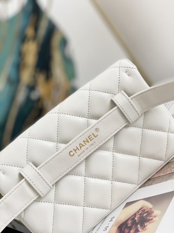CO-CO Chanel Belt Bag 18cm