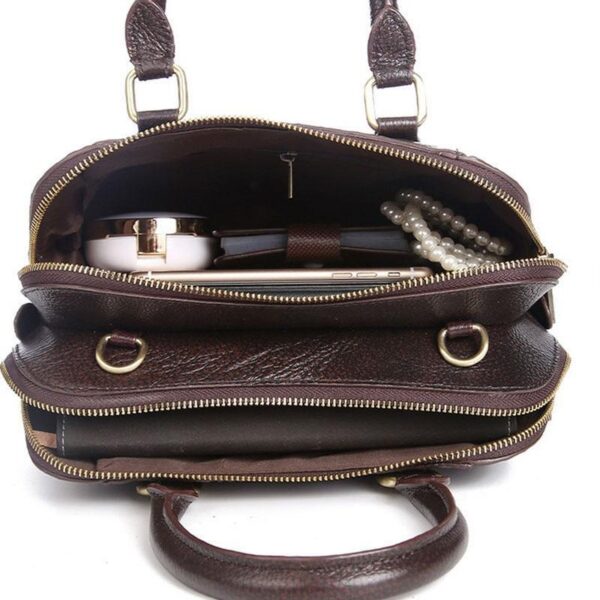 CO11 - WOMEN'S FASHION BAG.