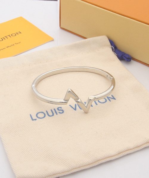 Combine List Of Louis Vuitton Volt Upside Down Bracelets Earrings And Necklace