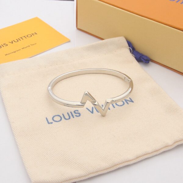 Combine List Of Louis Vuitton Volt Upside Down Bracelets Earrings And Necklace