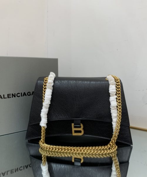 Crush Medium Chain Bag In Black For Women 12in/ 31cm