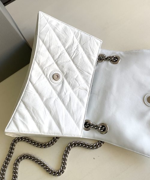 Crush Medium Chain Bag Quilted In Optic White For Women 12.2in/31cm 716393210J09001