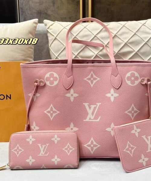 replica-louis-vuitton-set