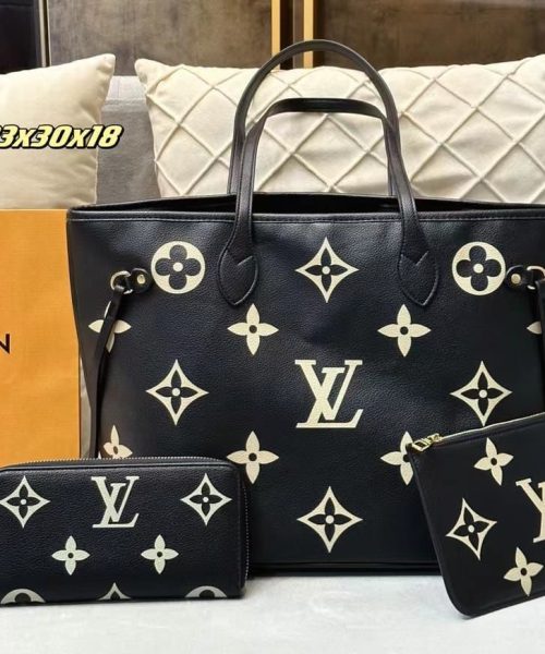 replica-louis-vuitton-set