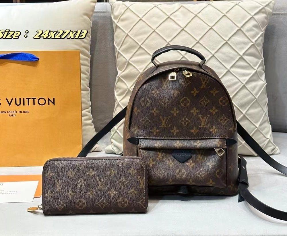 DBS-LC381 - Palm Springs Handbag Deal