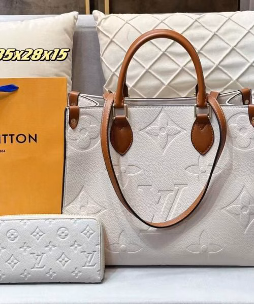 DBS-LC383 - Onthego MM Handbag Deal