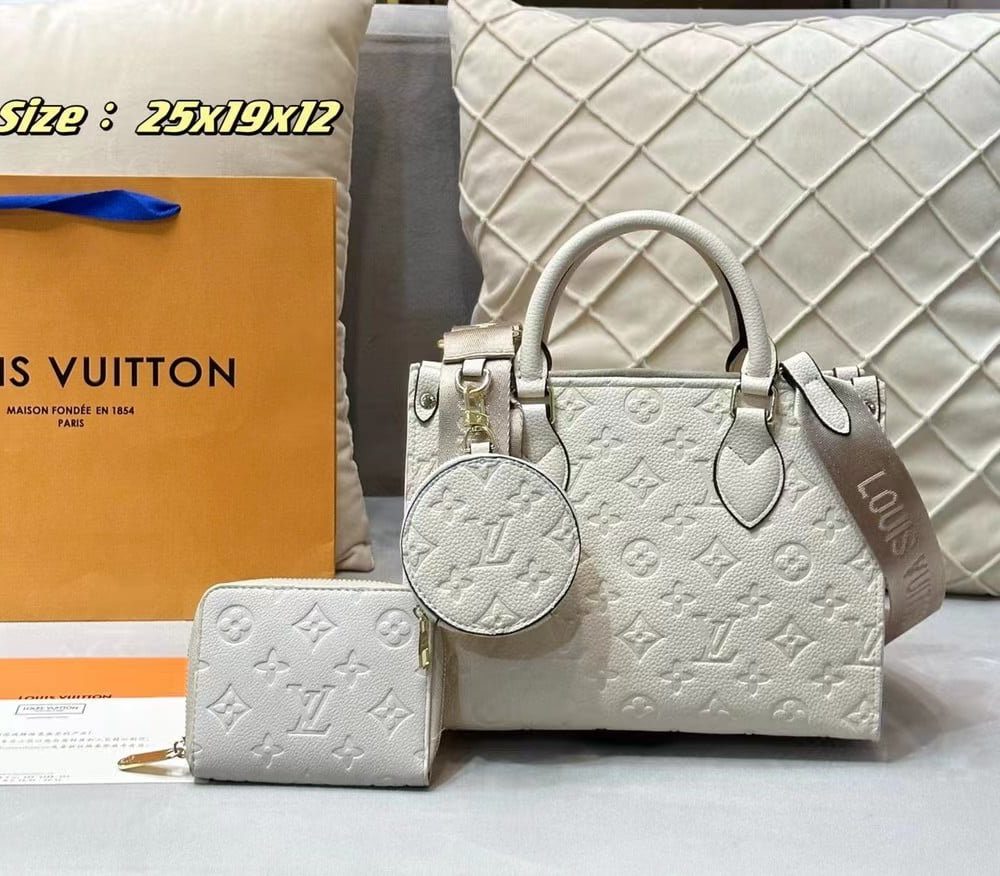 DBS-LC402 - Onthego PM Handbag Deal