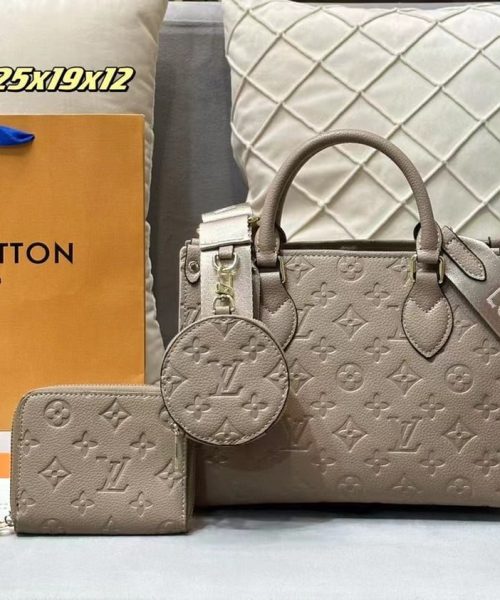DBS-LC403 - Onthego PM Handbag Deal