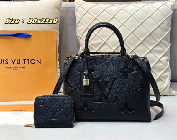 DBS-LC426 - Petit Palais Handbag Deal