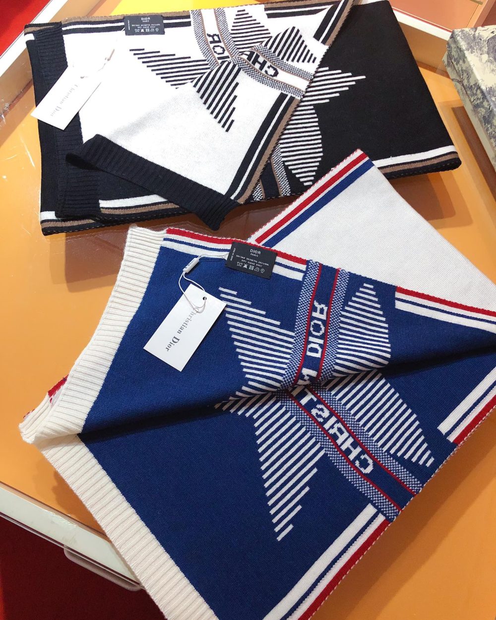 Dior Dioralps Reversible White/Blue Wool and Cashmere Scarf 200cm/79in