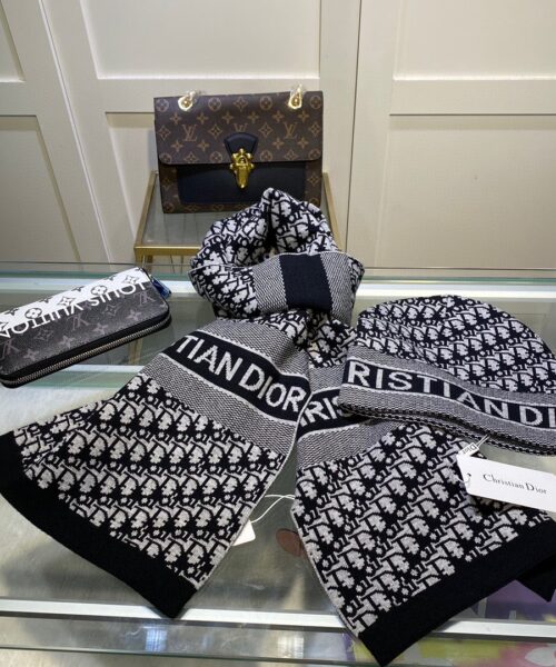 Dior Pompom Beanie & Scarf Set In Black 