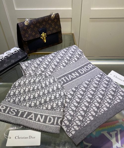 Dior Pompom Beanie & Scarf Set In Grey 