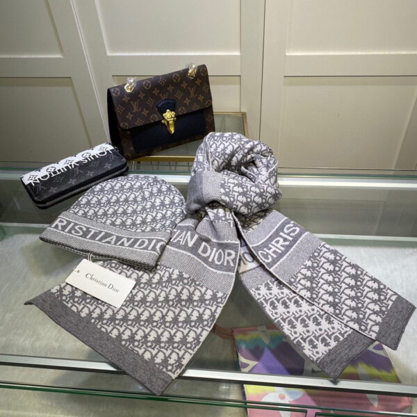 Dior Pompom Beanie & Scarf Set In Grey