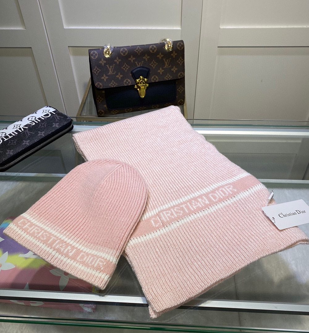 Dior Pompom Beanie & Scarf Set In Pink 