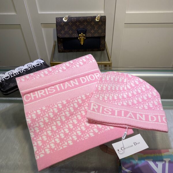 Dior Pompom Beanie & Scarf Set In Pink