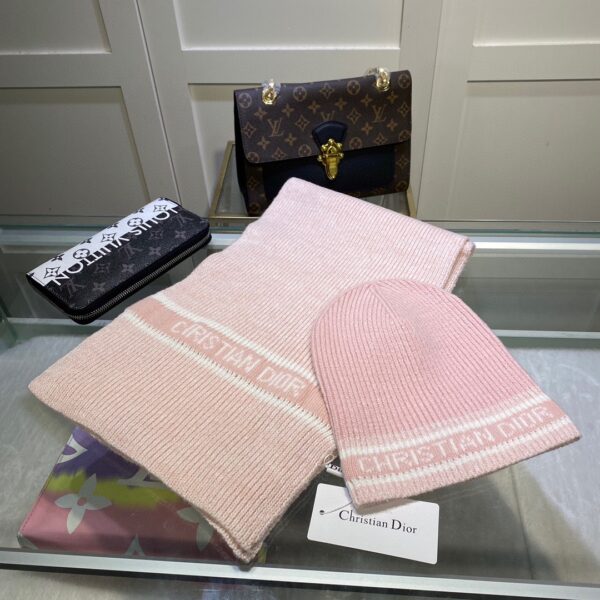 Dior Pompom Beanie & Scarf Set In Pink