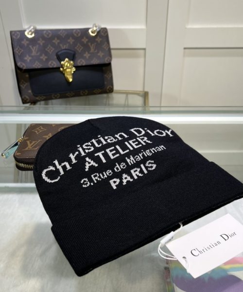 Dior Pompom Beanie In Black
