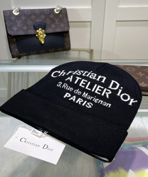 Dior Pompom Beanie In Black