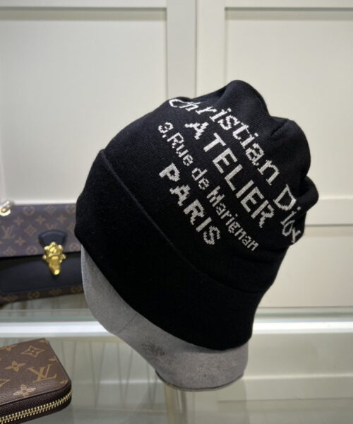 Dior Pompom Beanie In Black
